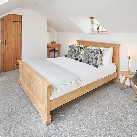 Hébergement de vacances Burnsyde House - With Sea Views