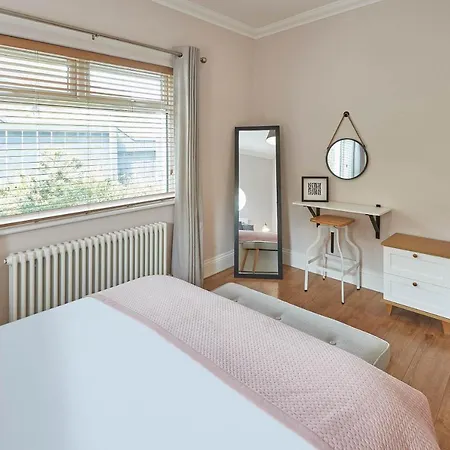 Semesterbostad Burnsyde House - With Sea Views