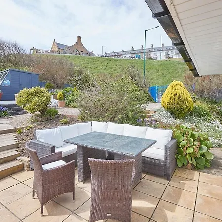 Ferienhaus Burnsyde House - With Sea Views Saltburn-by-the-Sea