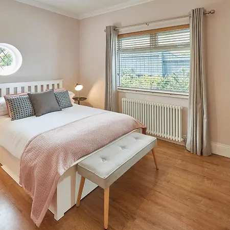 Burnsyde House - With Sea Views