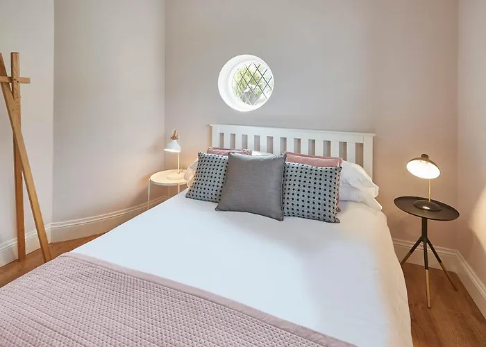 Burnsyde House - With Sea Views Saltburn-by-the-Sea