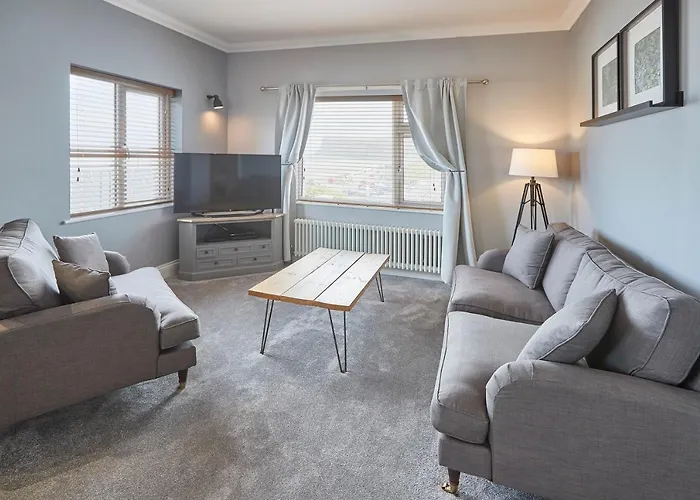 Burnsyde House - With Sea Views Holiday home