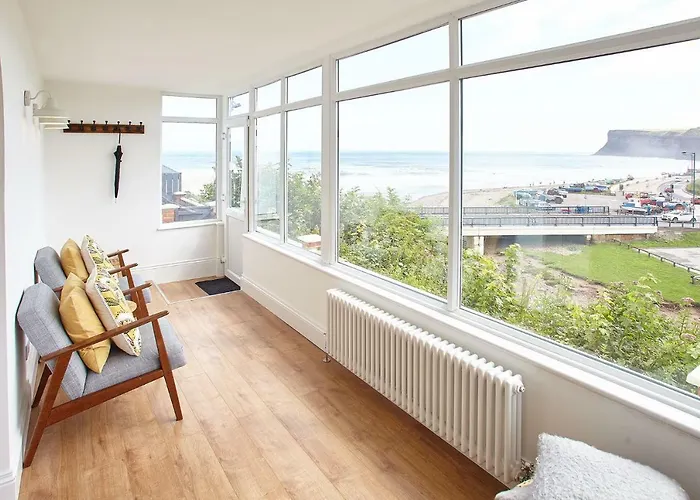 Burnsyde House - With Sea Views Holiday home