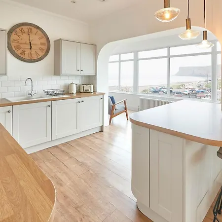 Casa vacanze Burnsyde House - With Sea Views *