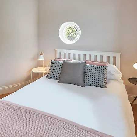 Burnsyde House - With Sea Views Saltburn-by-the-Sea